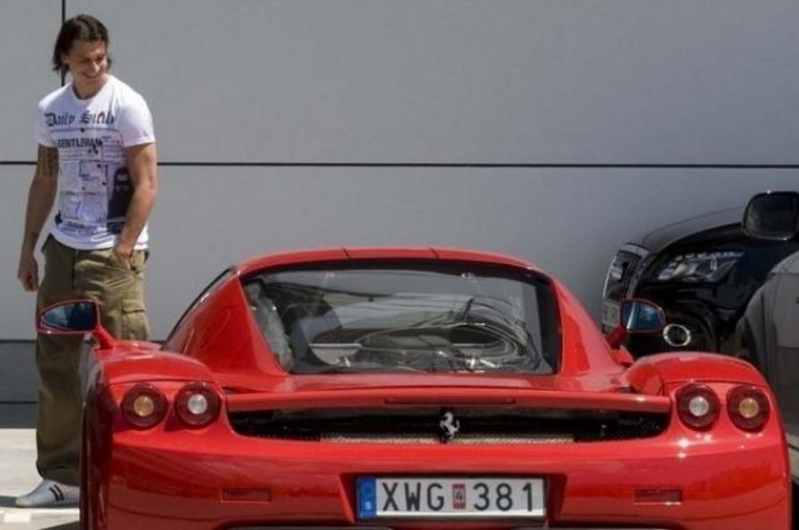 Zlatan Ibrahimovic mua LaFerrari anh 5