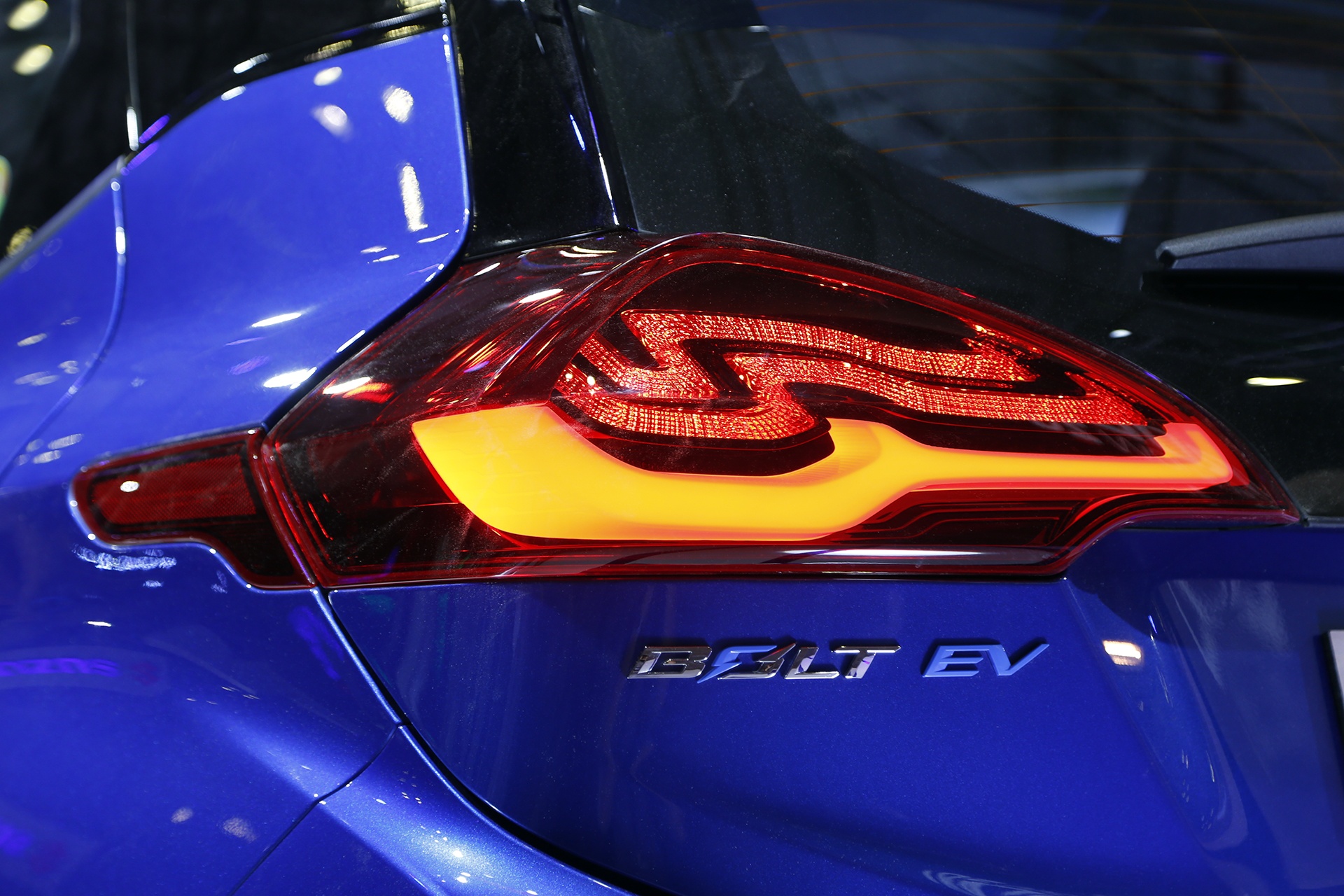 Chevrolet Bolt ra mat tai Viet Nam anh 16