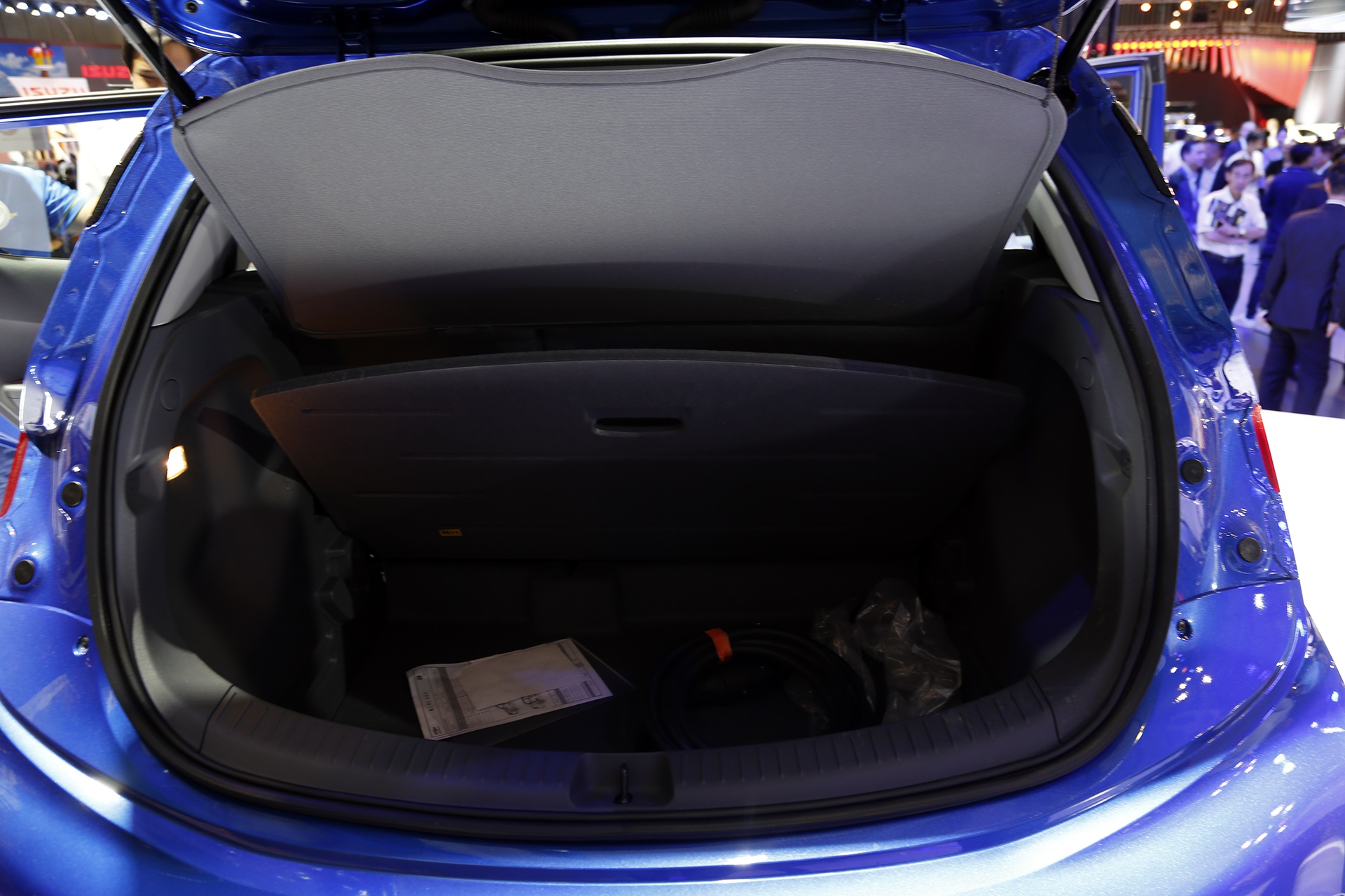 Chevrolet Bolt ra mat tai Viet Nam anh 17