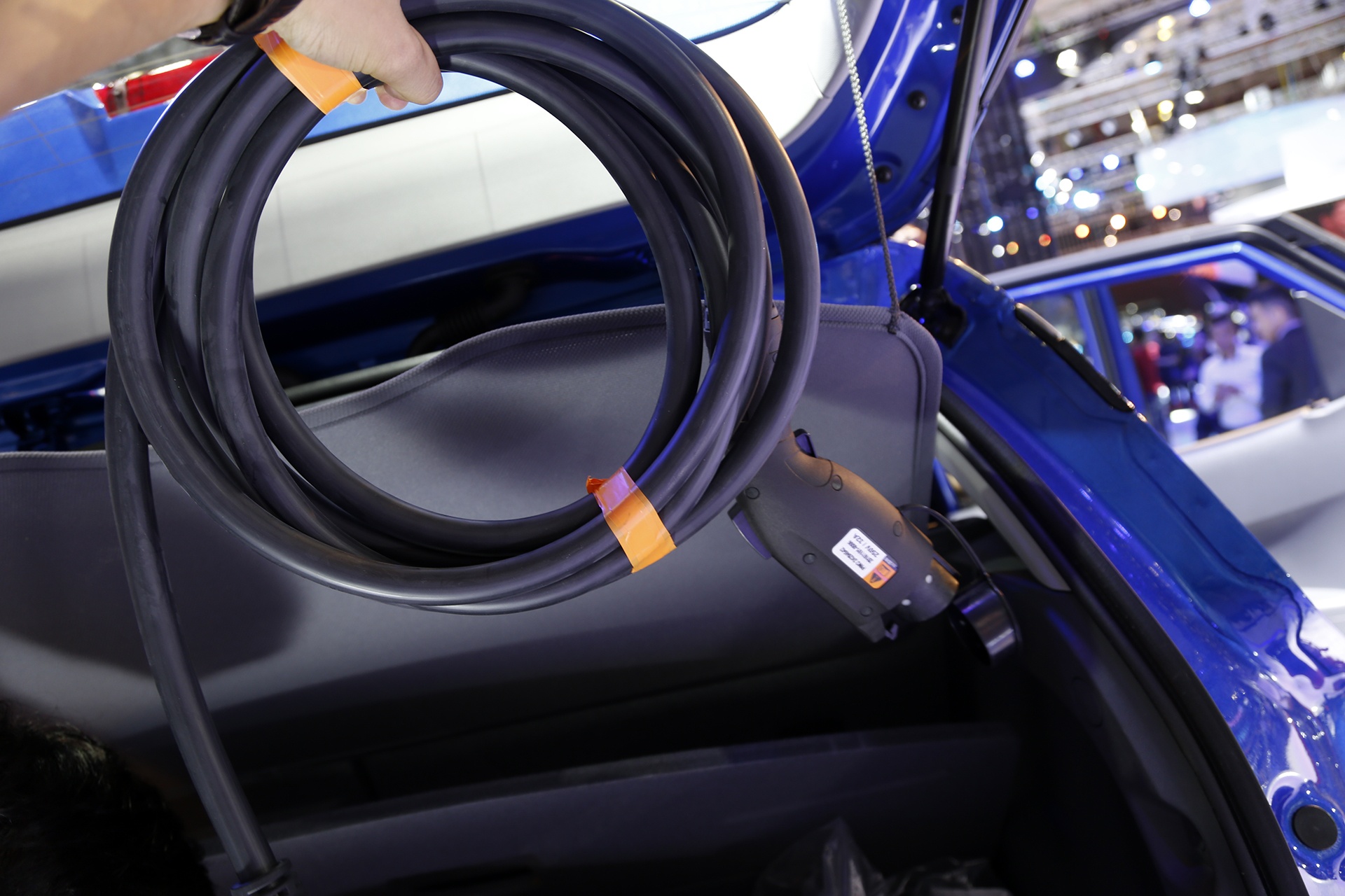 Chevrolet Bolt ra mat tai Viet Nam anh 8