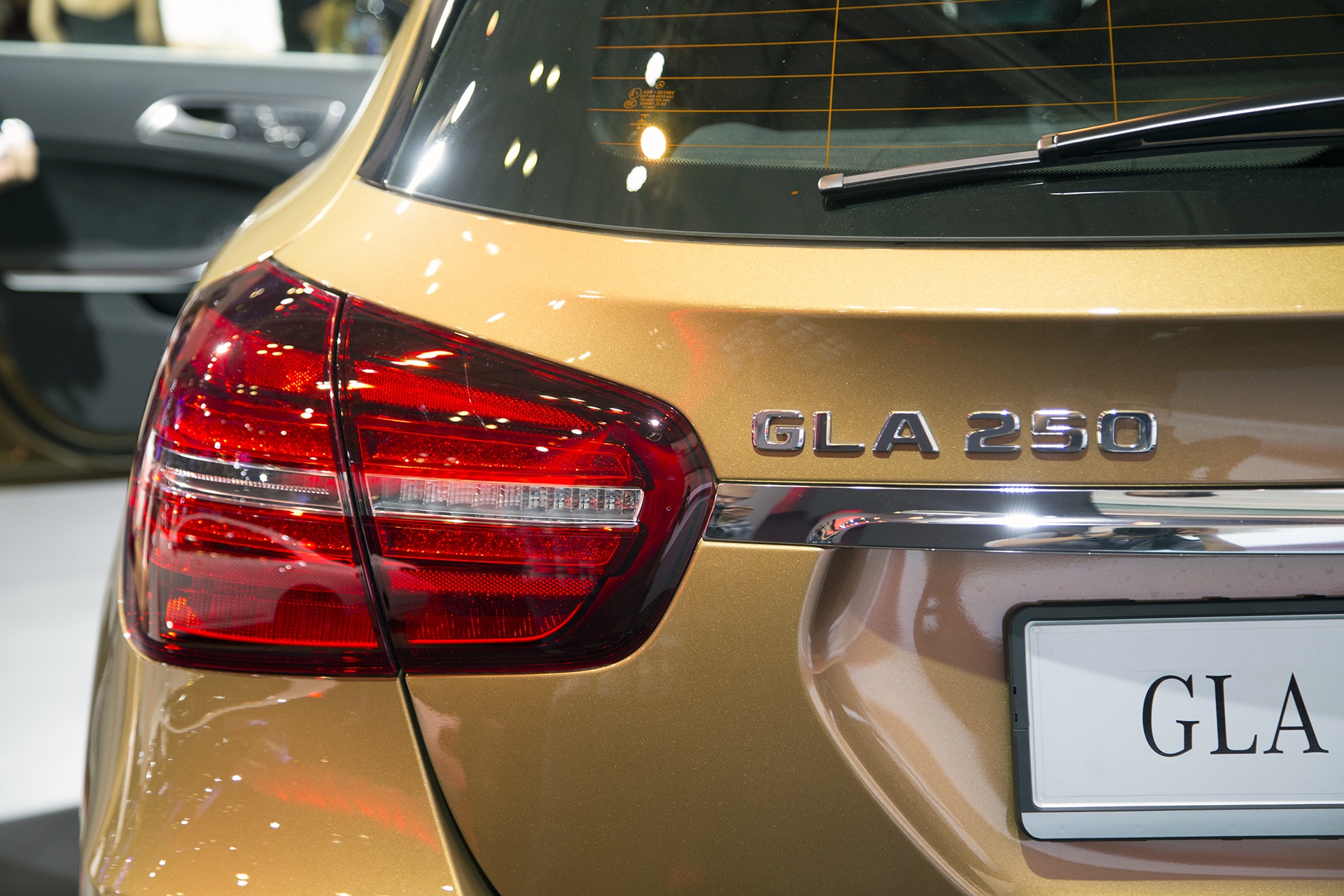 Mercedes tai Vietnam Motorshow anh 6