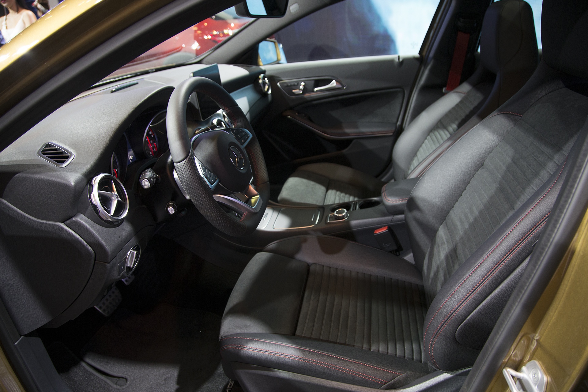 Mercedes tai Vietnam Motorshow anh 7