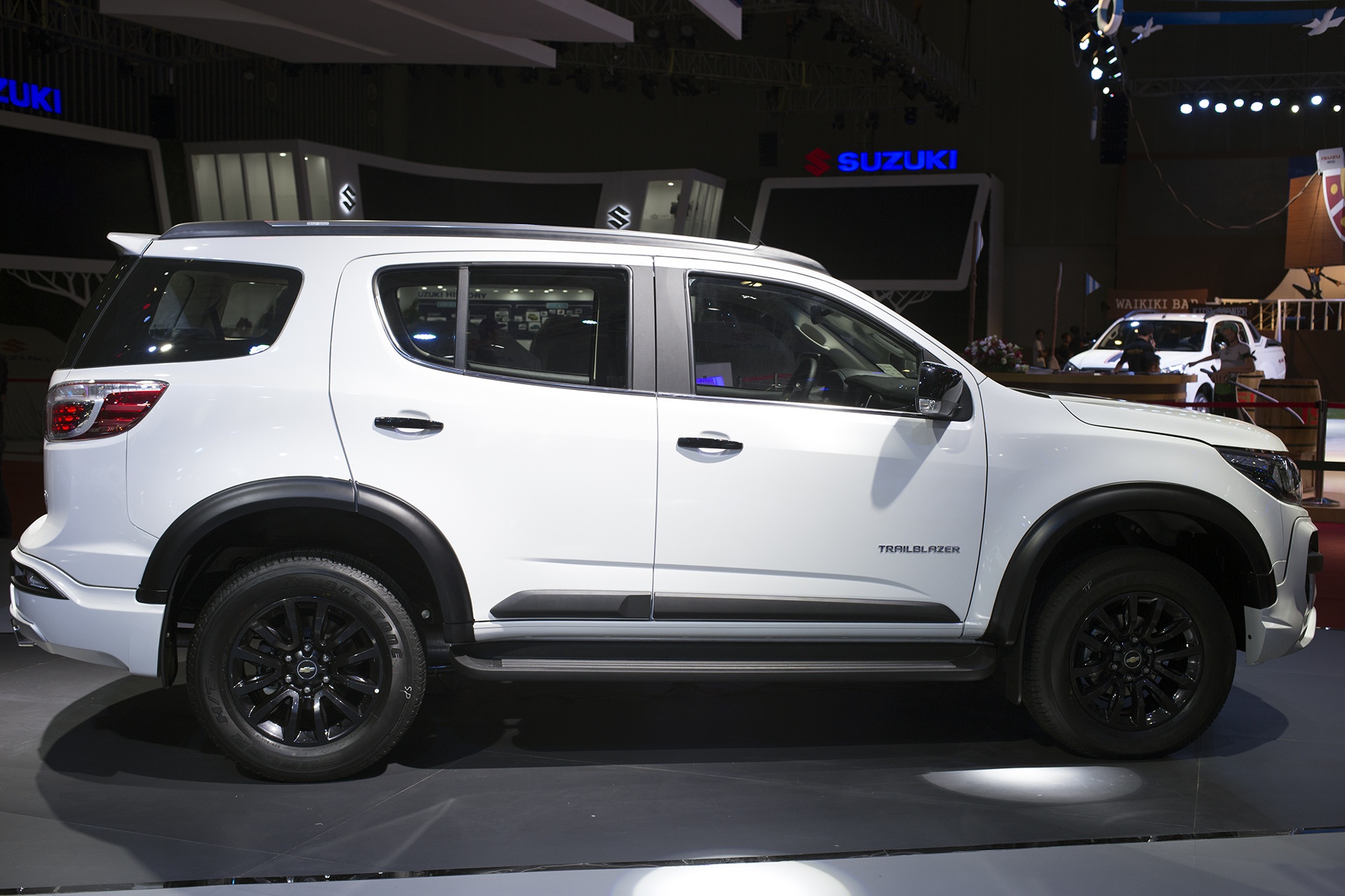 Chevrolet Trailblazer ra mat o Viet Nam anh 3