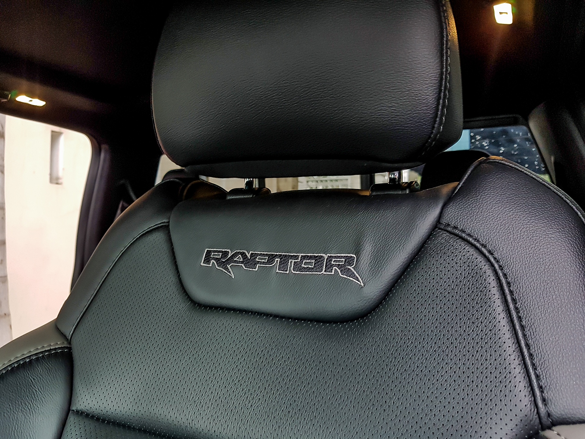 Ford F-150 Raptor tai Viet Nam anh 10