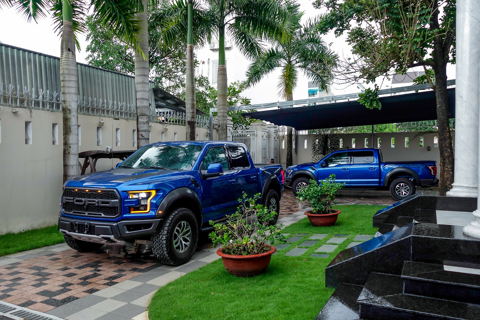 Ford F-150 Raptor tai Viet Nam anh 2