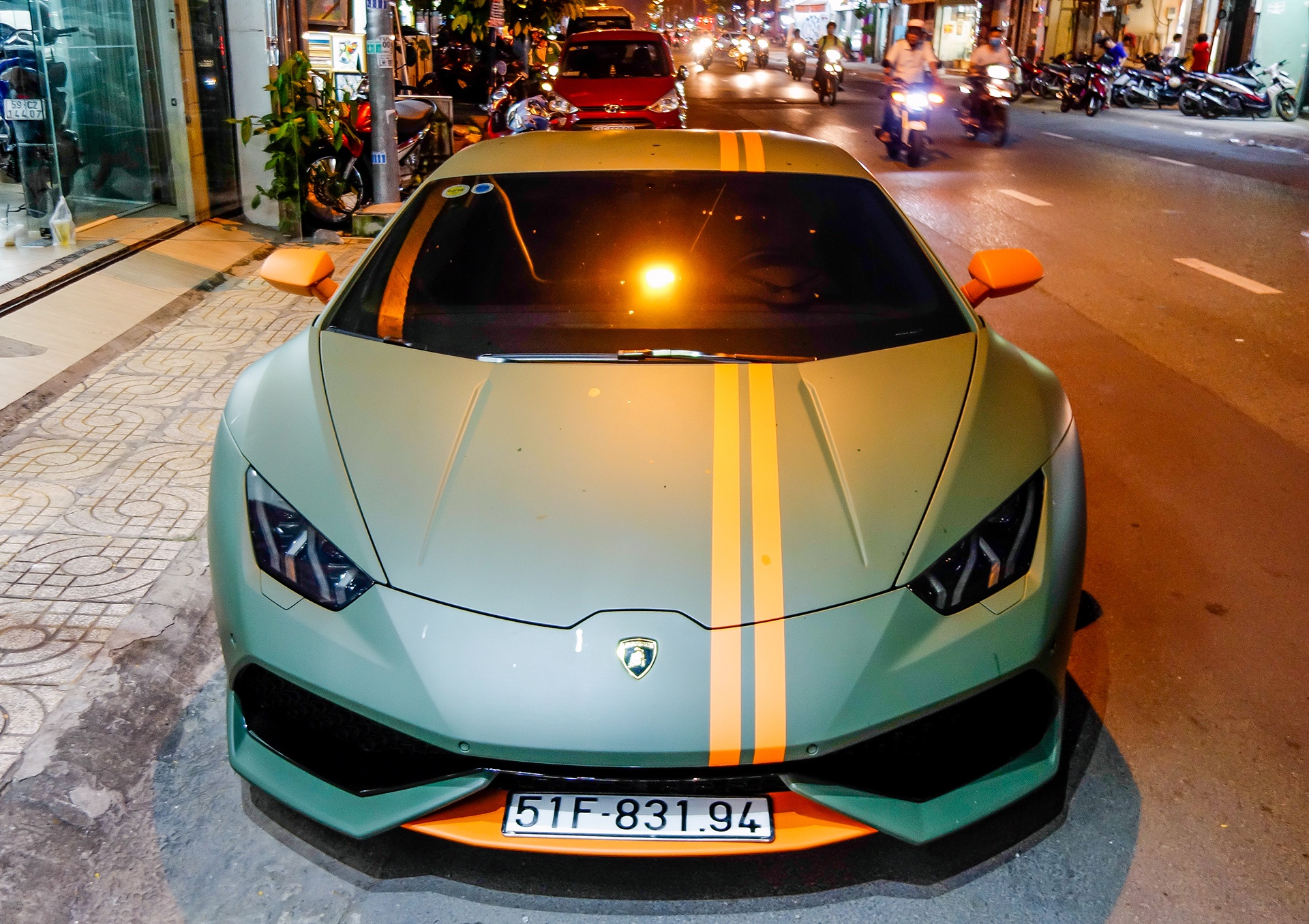 Lamborghini Huracan Avio o Sai Gon anh 1