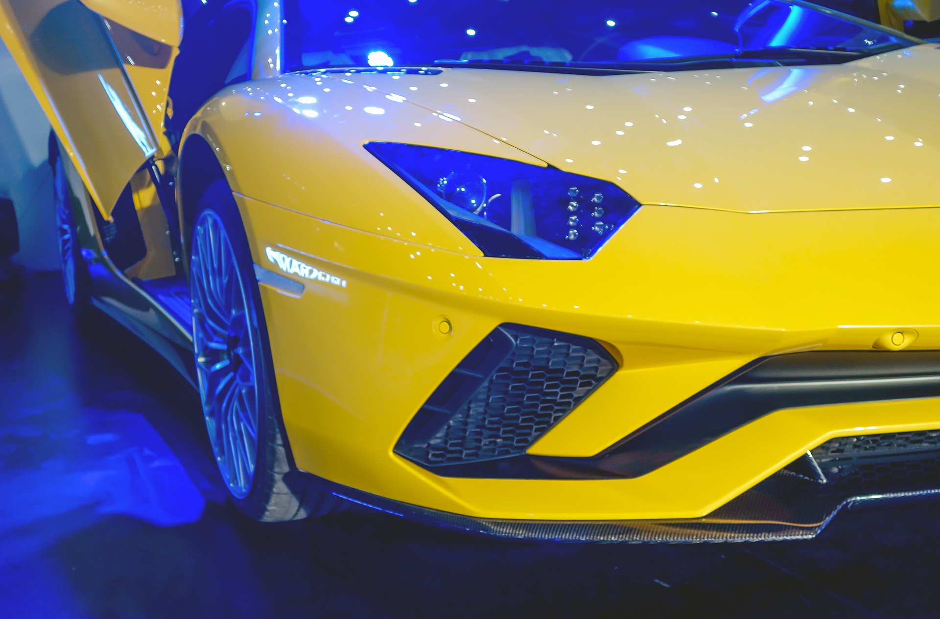 Lamborghini Aventador S ve tay dai gia Sai Gon anh 5