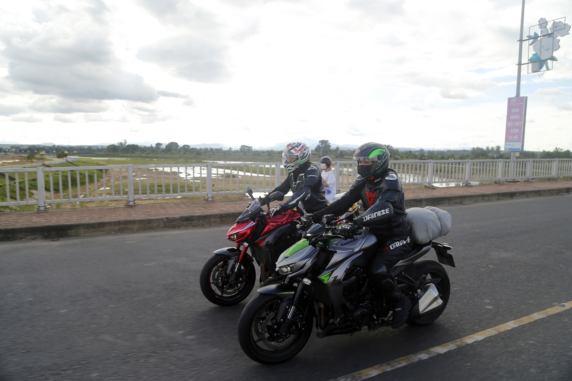 Hanh trinh Kawasaki Sai Gon Da Nang 2017 anh 7