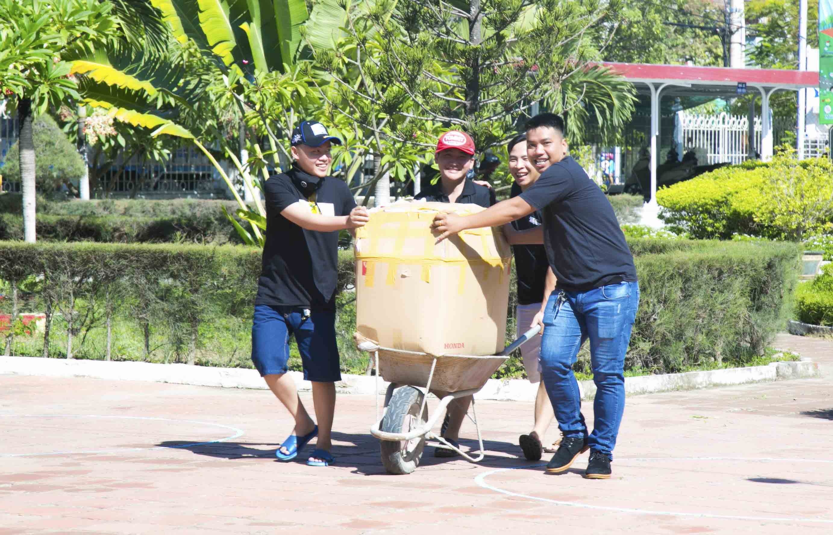 Yamaha NVX Sai Gon anh 5