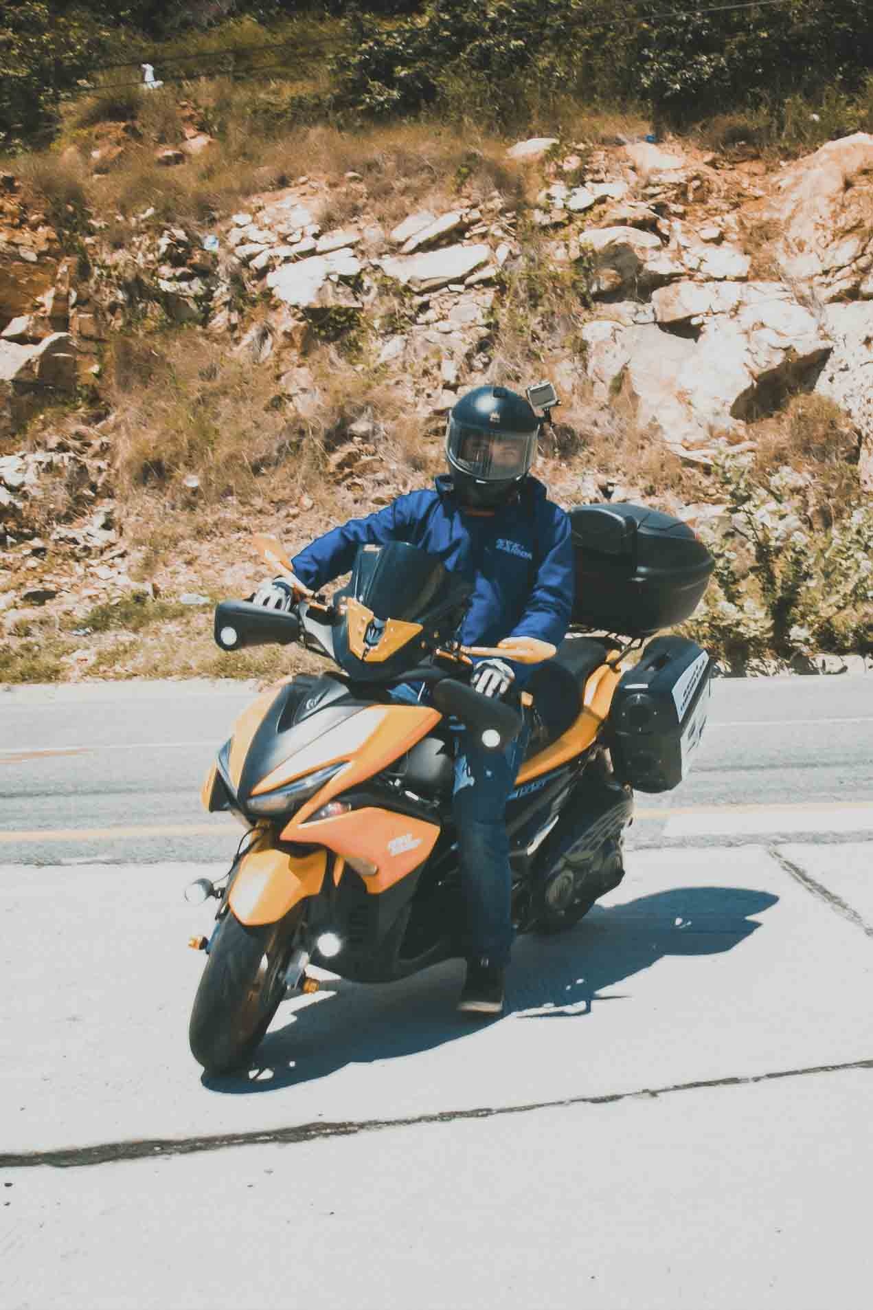 Yamaha NVX Sai Gon anh 6