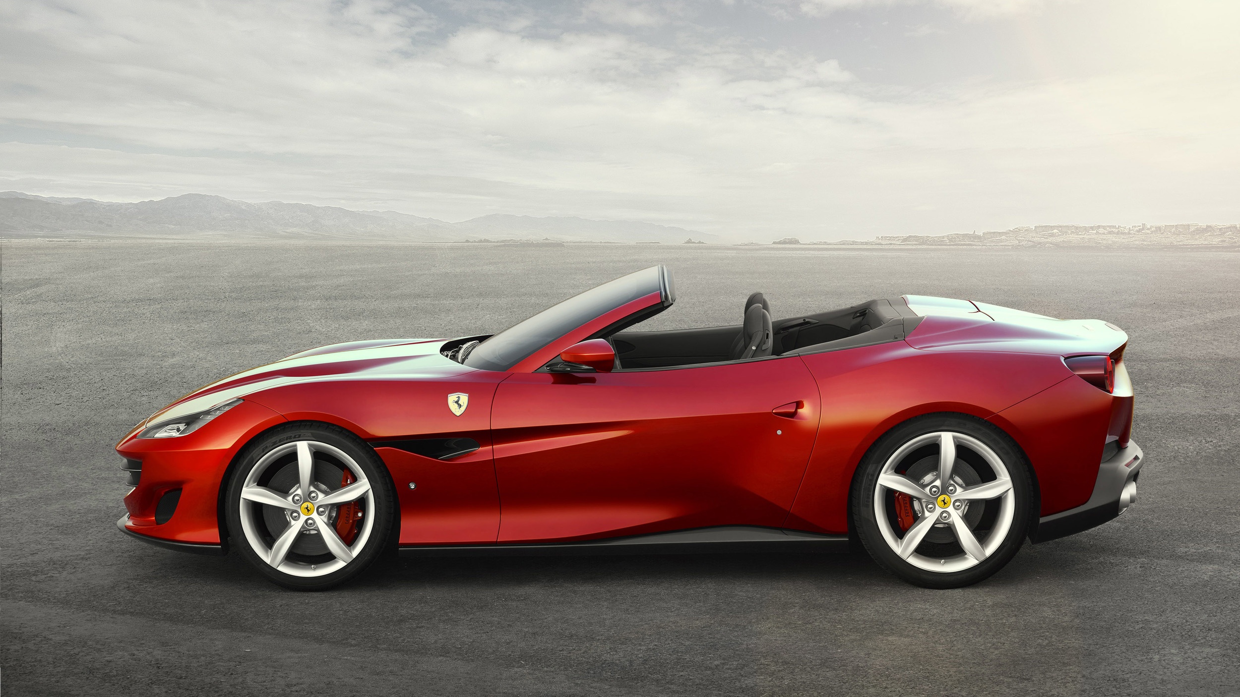 Ferrari Portofino ra mat anh 3