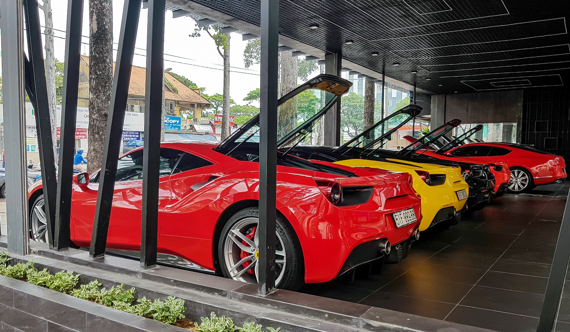 dan sieu xe o Sai Gon anh 8