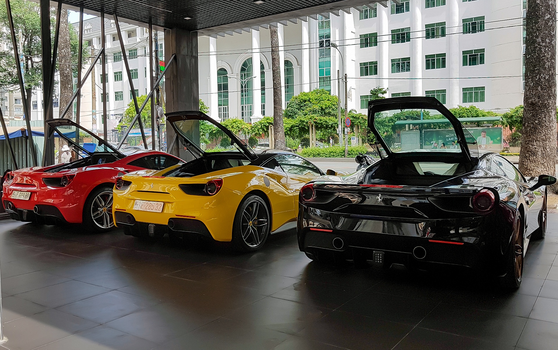 dan sieu xe o Sai Gon anh 6