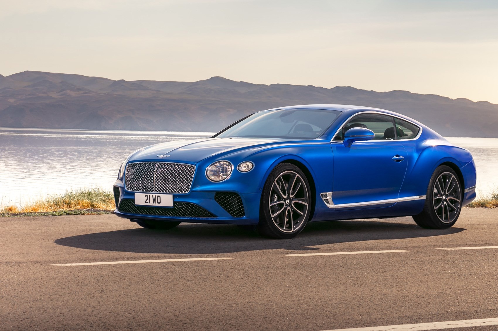 Bentley Continental GT 2018 ra mat anh 2