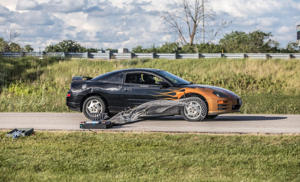 thiet bi bat quai xe cua canh sat anh 1