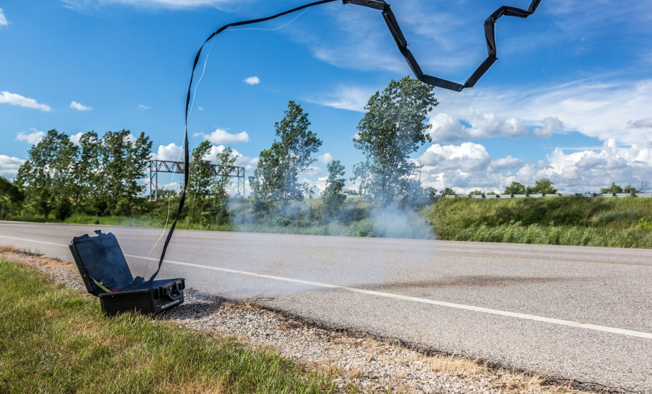 thiet bi bat quai xe cua canh sat anh 6