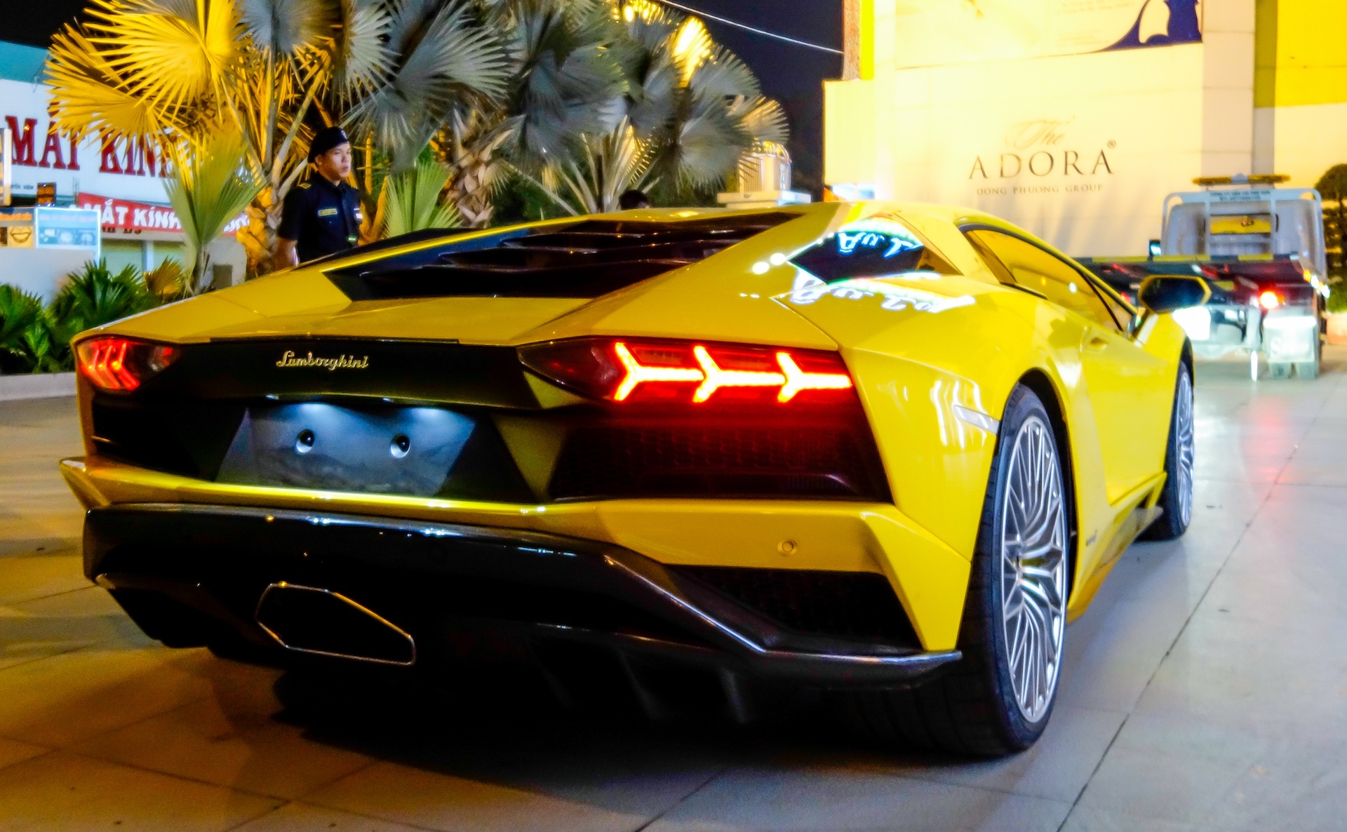 Lamborghini Aventador S tai Sai Gon anh 3