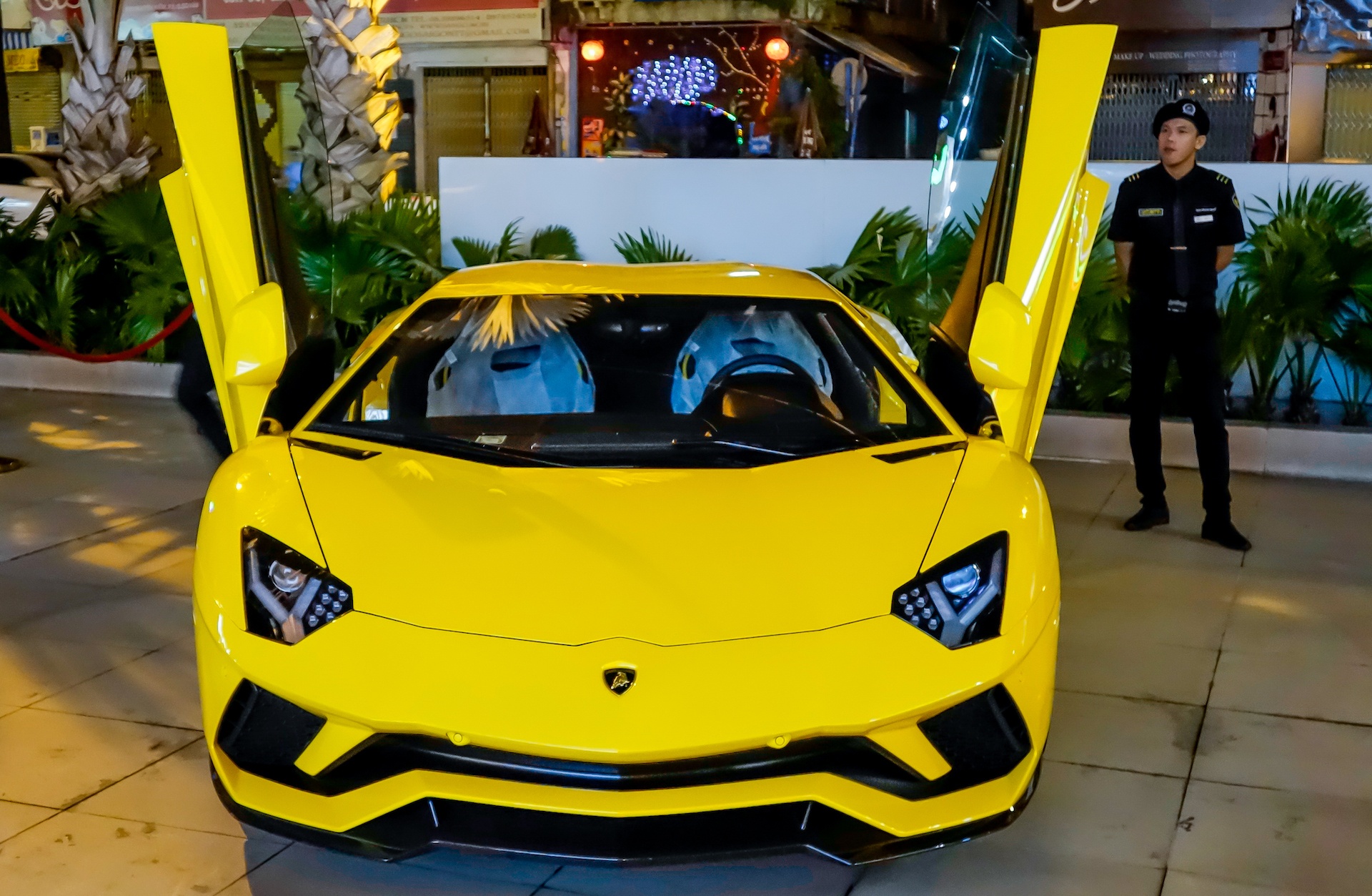 Lamborghini Aventador S tai Sai Gon anh 4