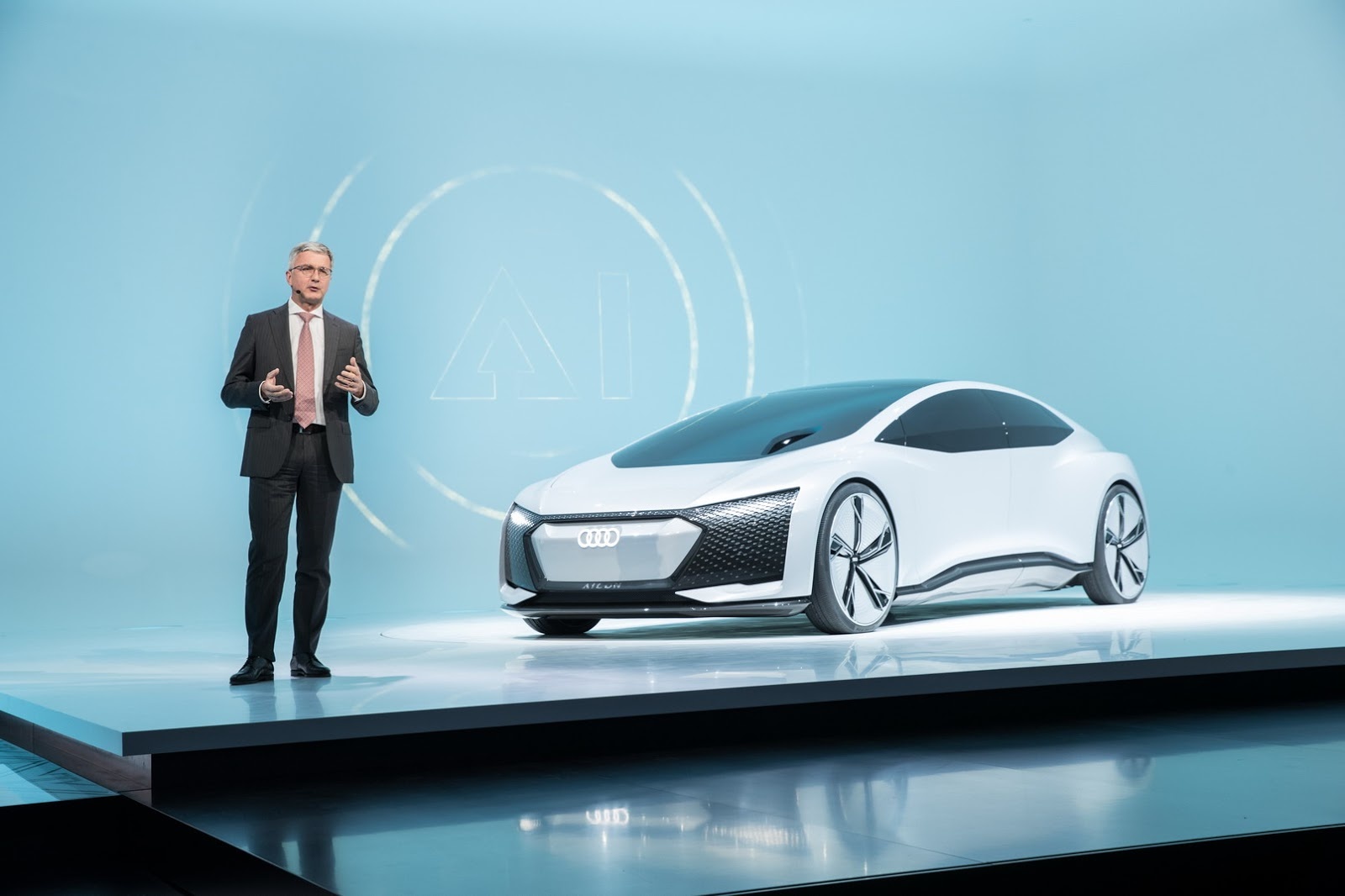 xe tu lai Audi Aicon anh 1