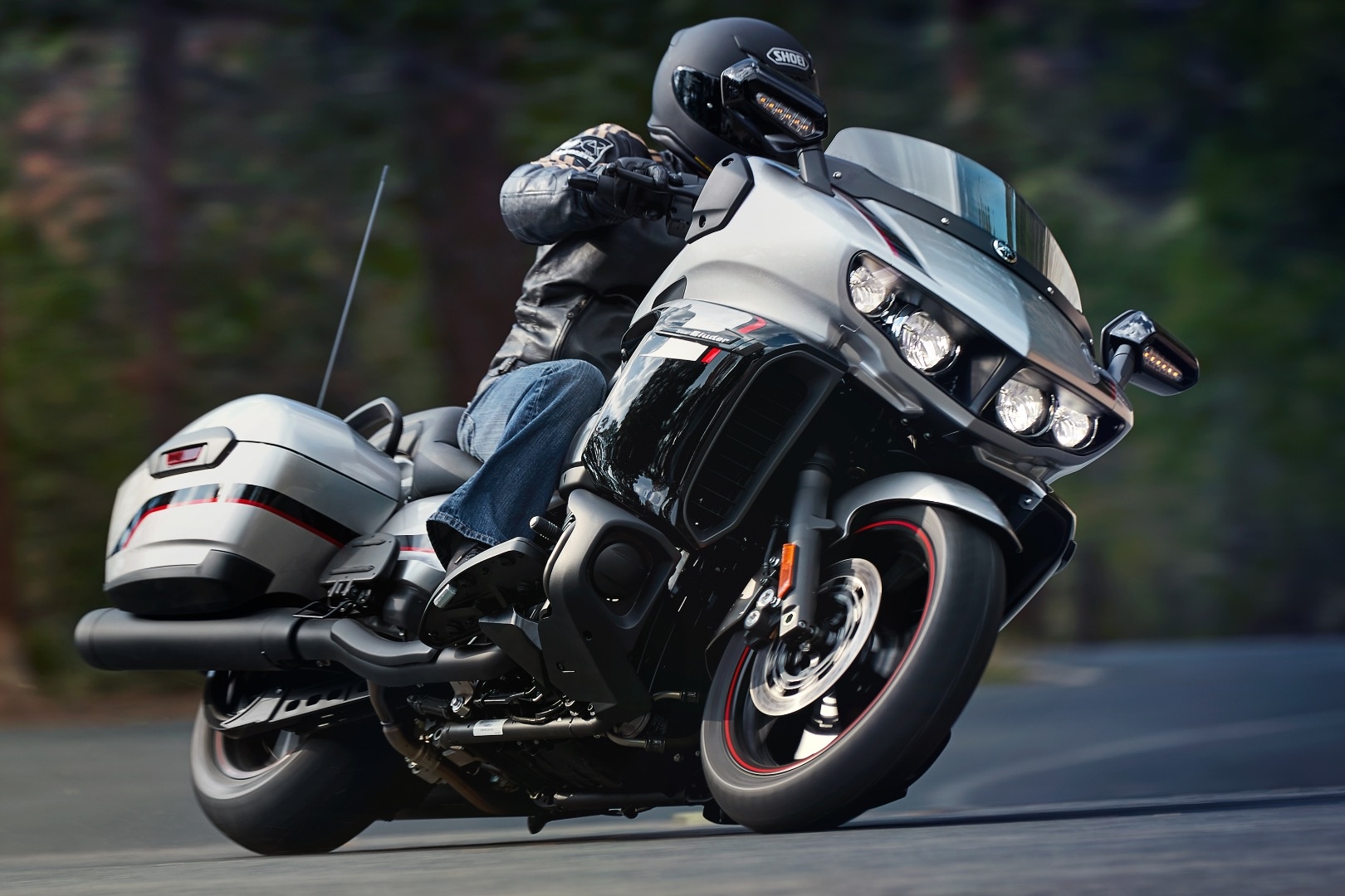 Yamaha Star Eluder 2018 anh 6