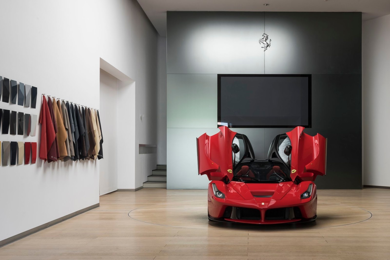 mô hình siêu xe LaFerrari giá 2, 1 triệu euro ảnh 2 mo hinh sieu xe LaFerrari gia 2, 1 trieu euro anh 2