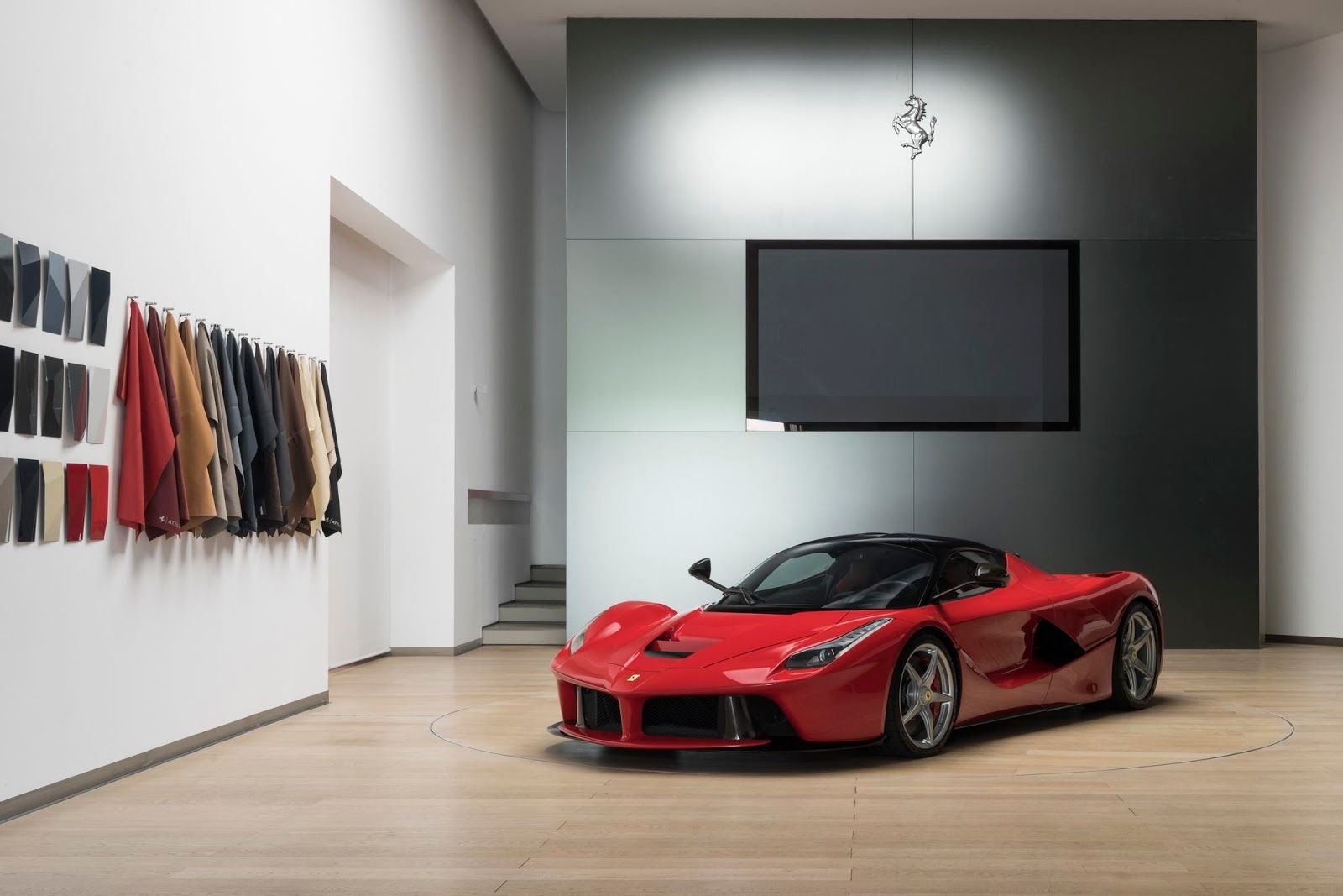 mô hình siêu xe LaFerrari giá 2, 1 triệu euro ảnh 3 mo hinh sieu xe LaFerrari gia 2, 1 trieu euro anh 3