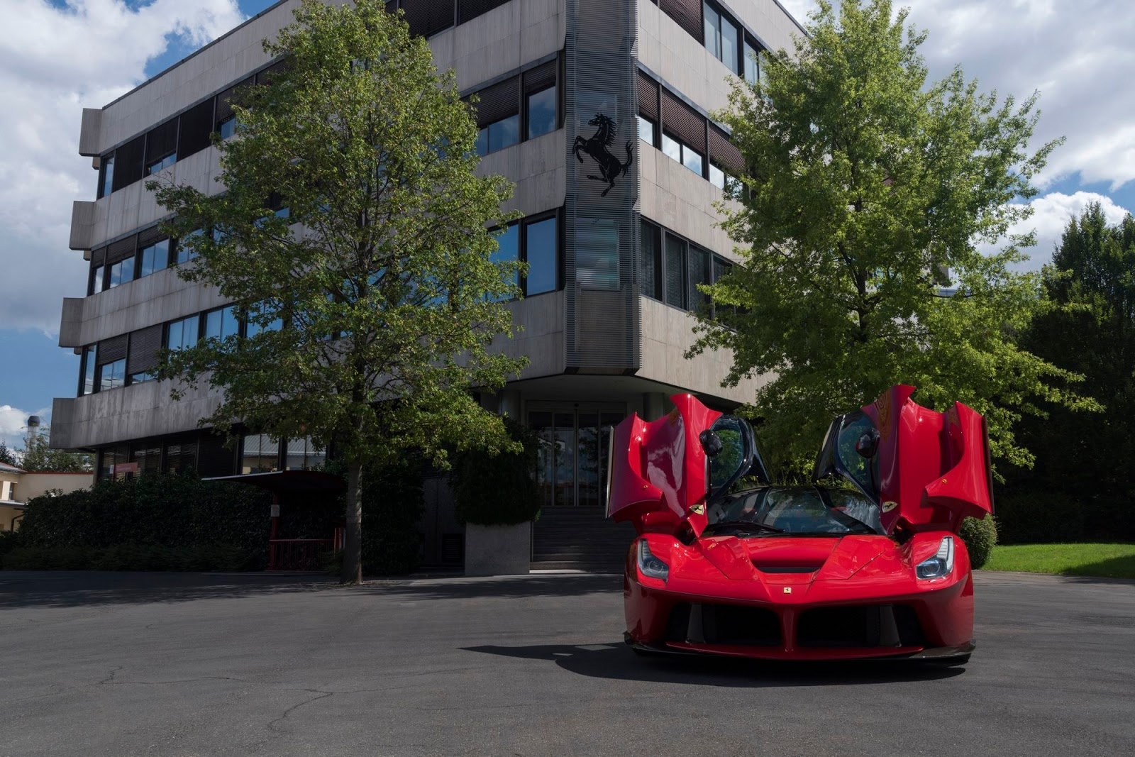 mô hình siêu xe LaFerrari giá 2, 1 triệu euro ảnh 4 mo hinh sieu xe LaFerrari gia 2, 1 trieu euro anh 4