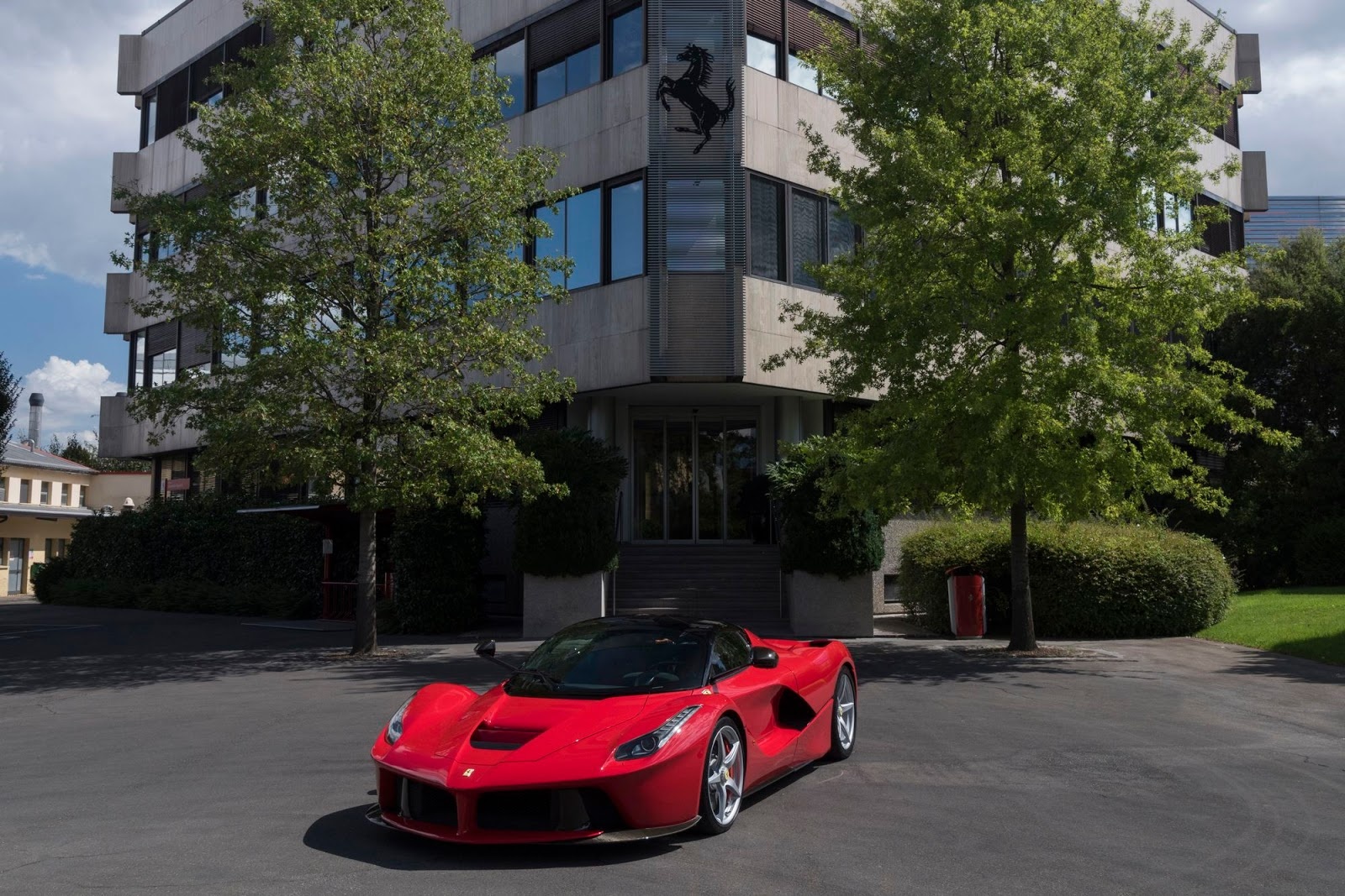 mô hình siêu xe LaFerrari giá 2, 1 triệu euro ảnh 5 mo hinh sieu xe LaFerrari gia 2, 1 trieu euro anh 5