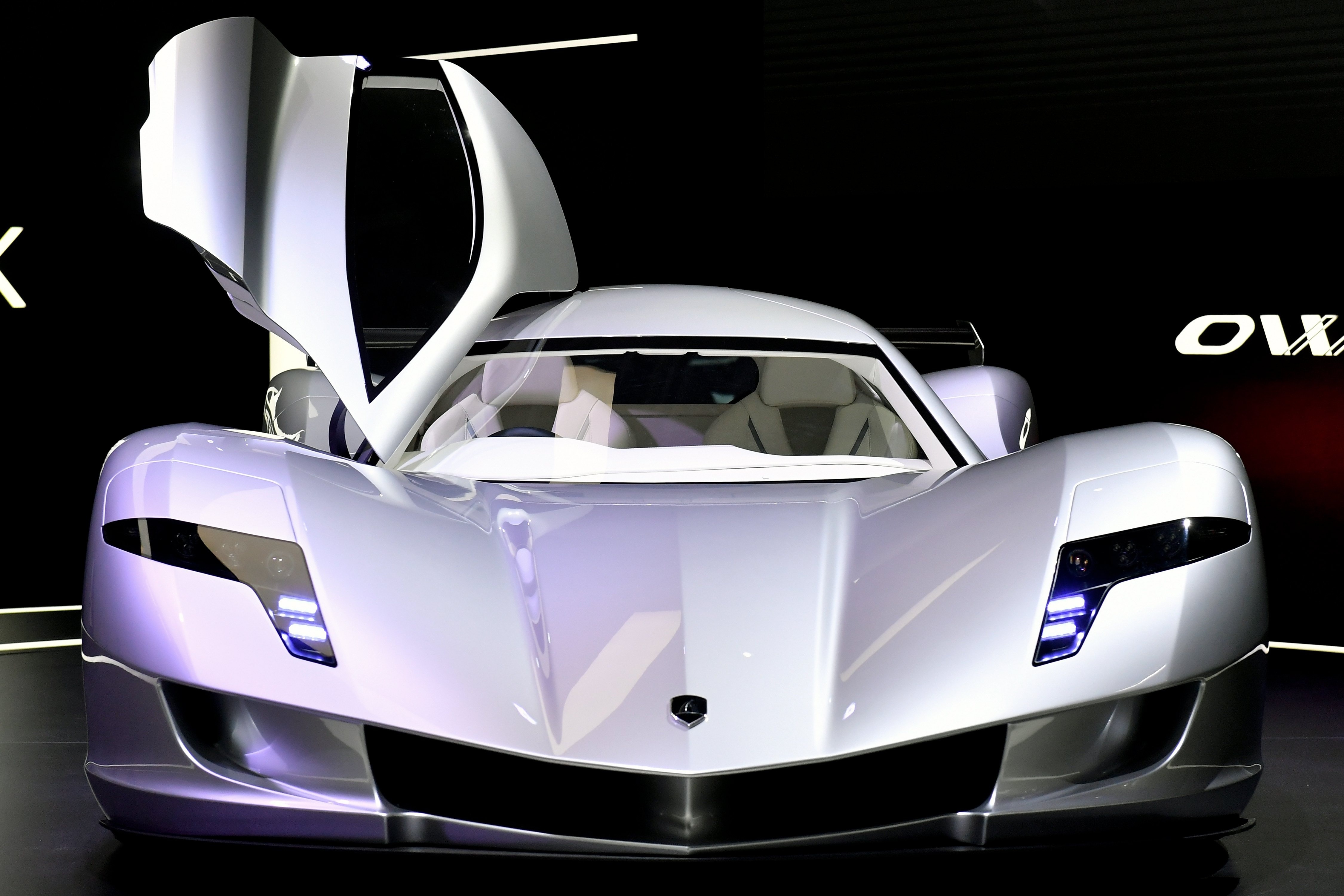 Aspark Owl - sieu xe dien tang toc nhanh hon Tesla Model S hinh anh