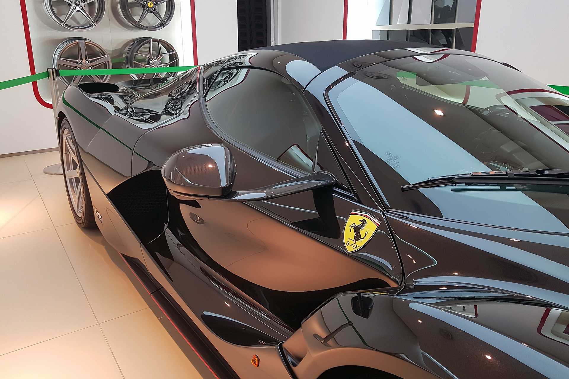 LaFerrari Aperta tai Singapore anh 9
