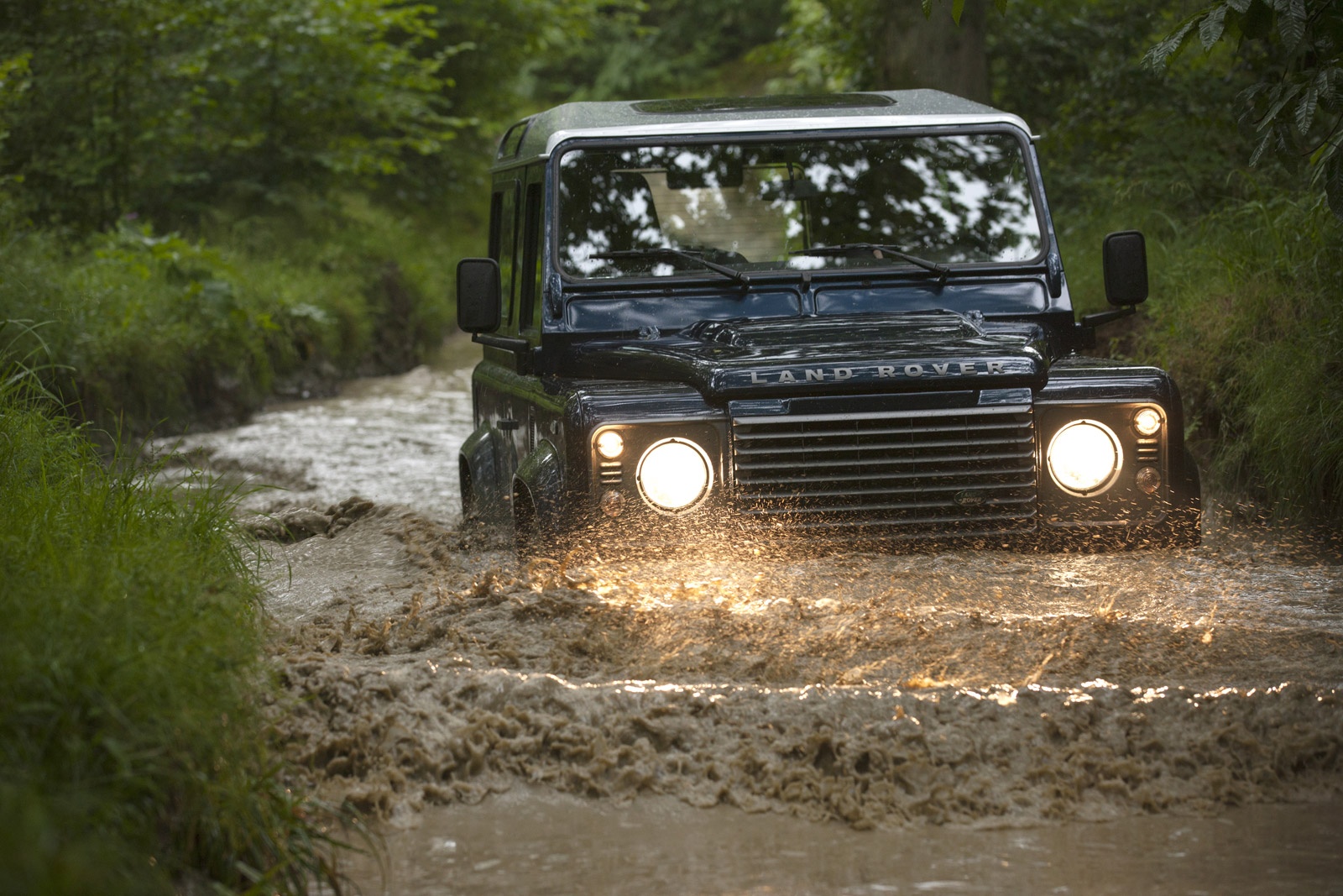 Land Rover Defender ảnh 3 Land Rover Defender anh 3