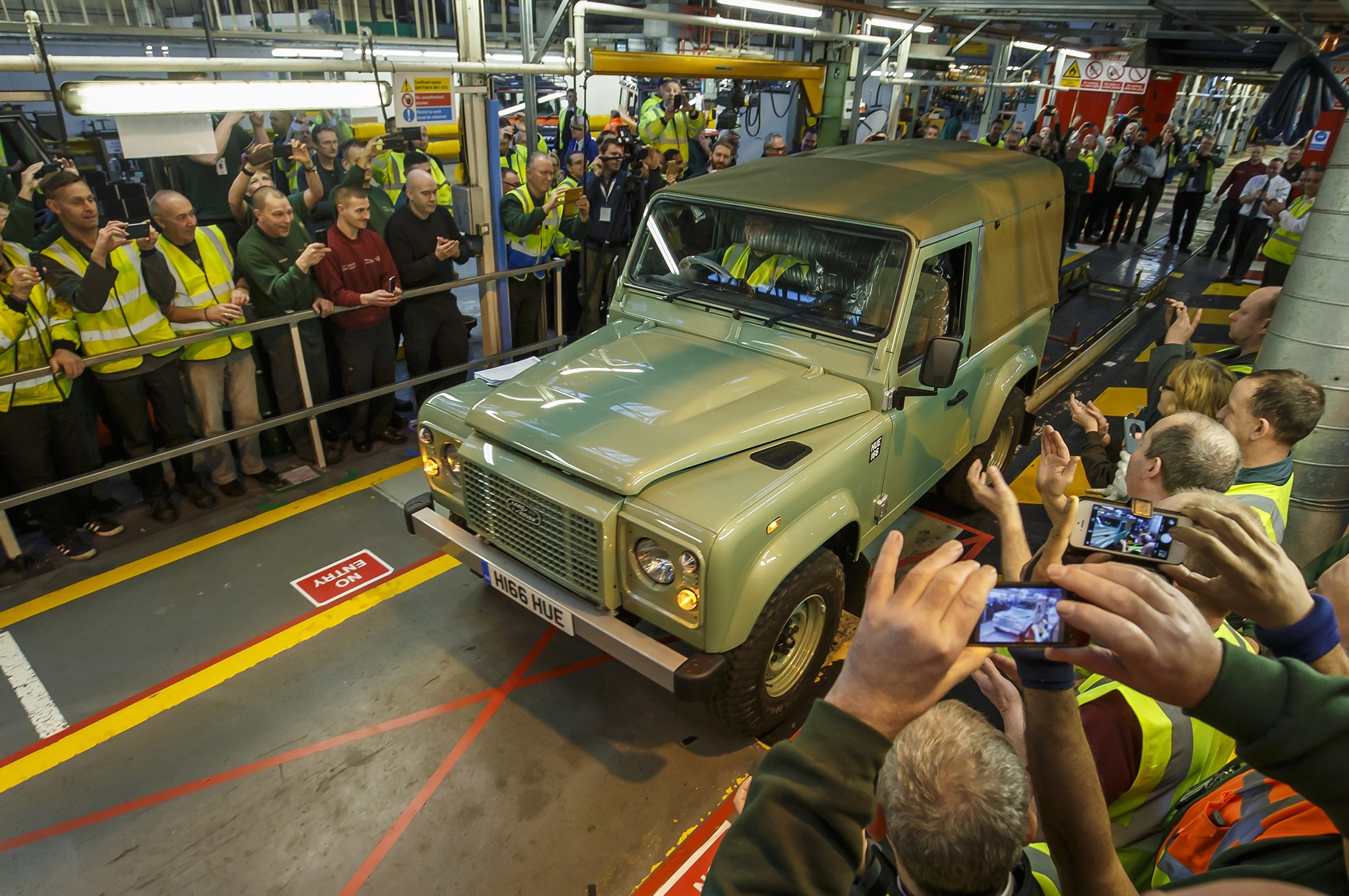 Land Rover Defender ảnh 2 Land Rover Defender anh 2