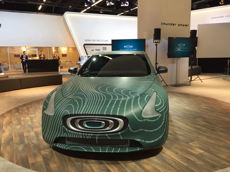 SUV chay dien la mat den tu Dai Loan hinh anh