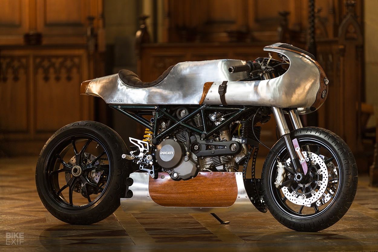 Ducati Hypermotard do cafe racer kinh dien hinh anh