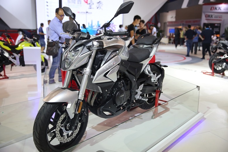 Hang xe Trung Quoc ra mat xe 'nhai' Honda CB500F hinh anh