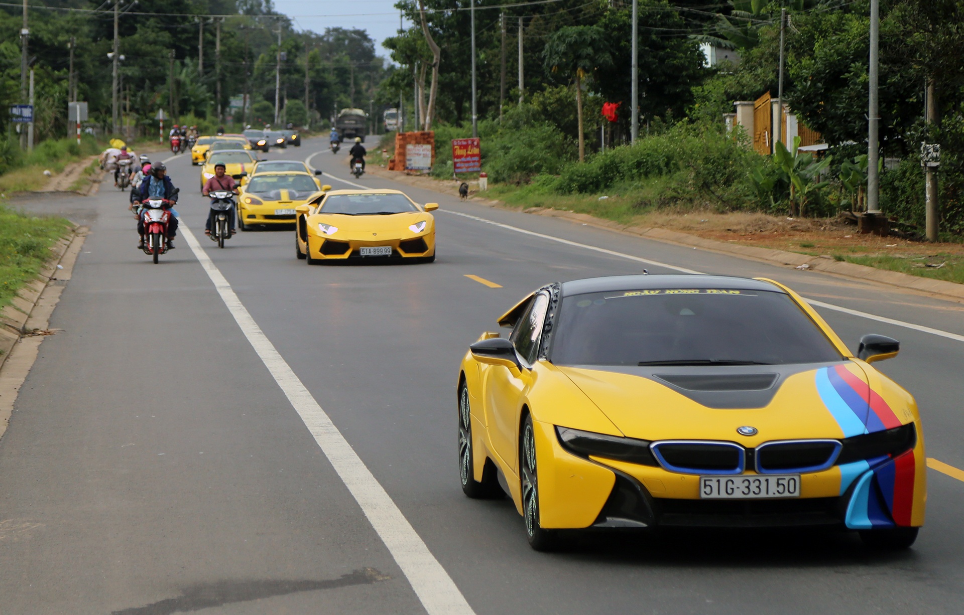 Hanh trinh sieu xe Yellow Team anh 16