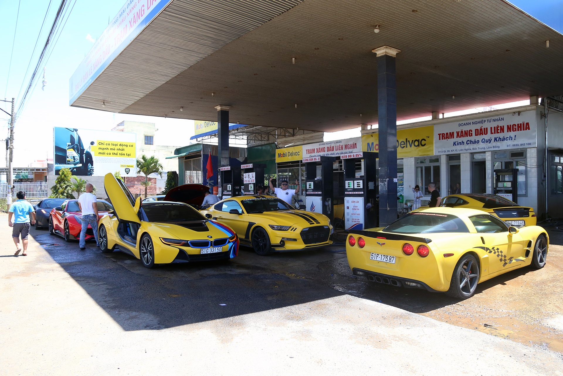 Hanh trinh sieu xe Yellow Team anh 9