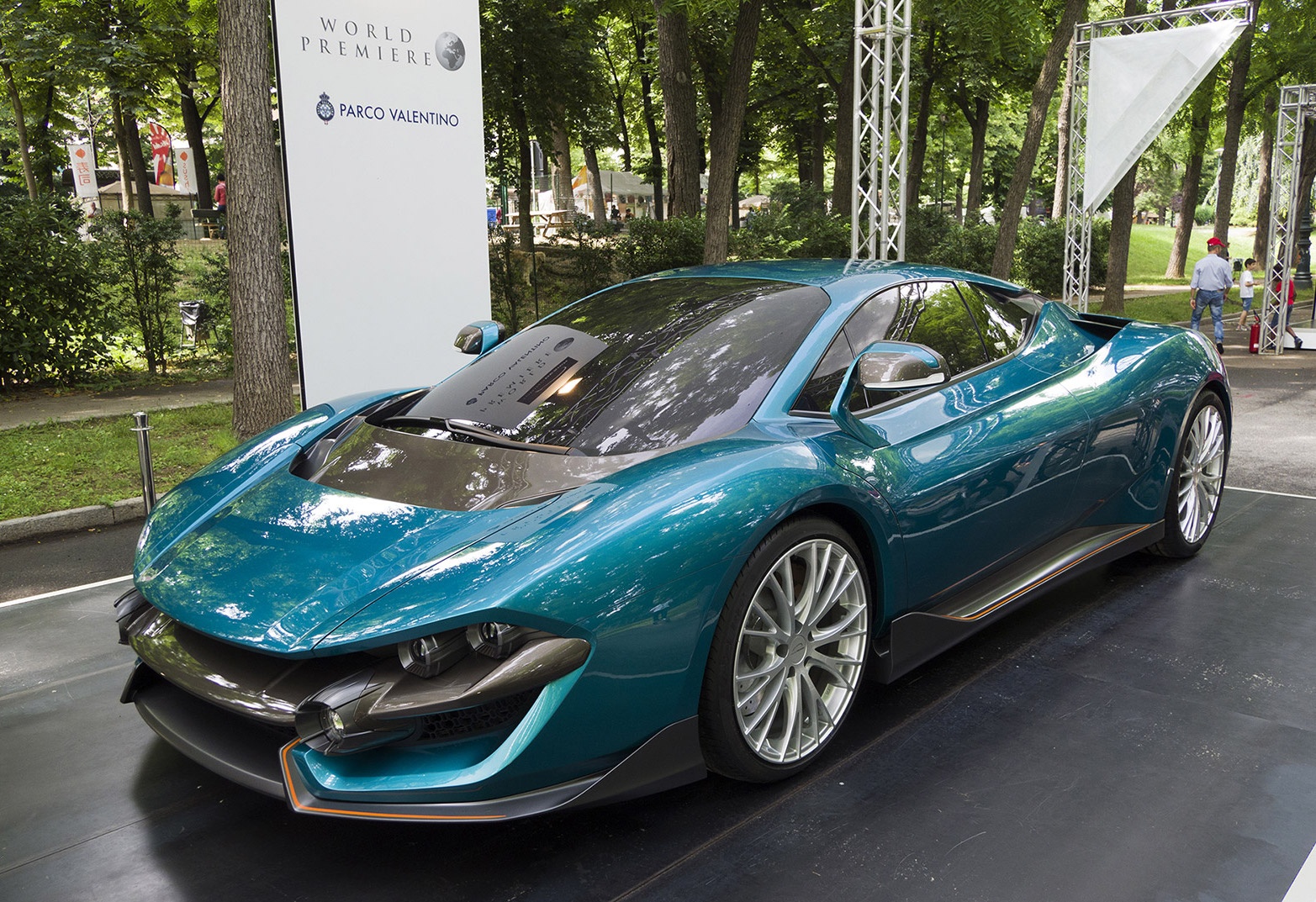 Nhung mau xe de doi cua cac nha thiet ke hop tac voi VinFast hinh anh