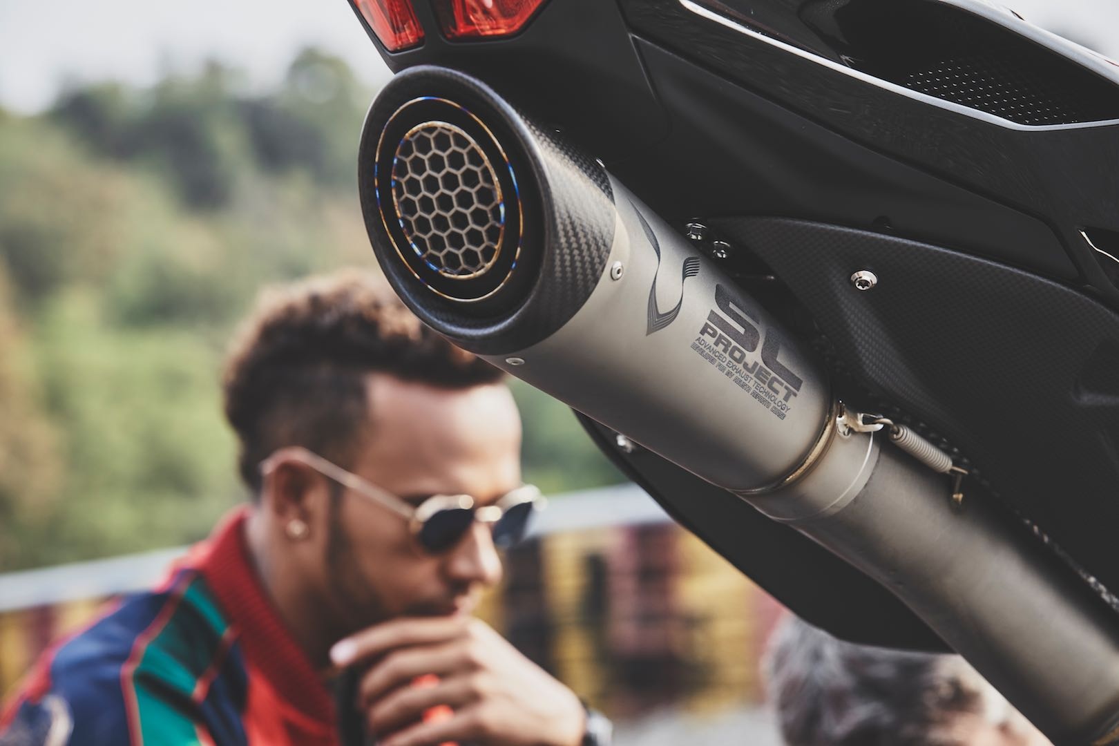 Sieu moto MV Agusta Lewis Hamilton anh 2