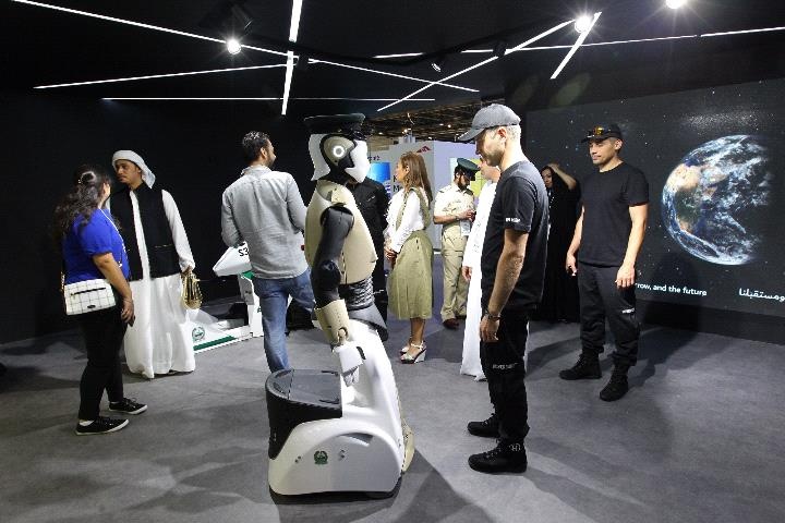 moto bay cua canh sat Dubai anh 7