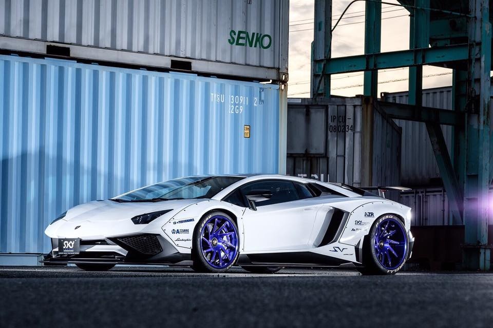 Lamborghini Aventador SV do Liberty Walk anh 6