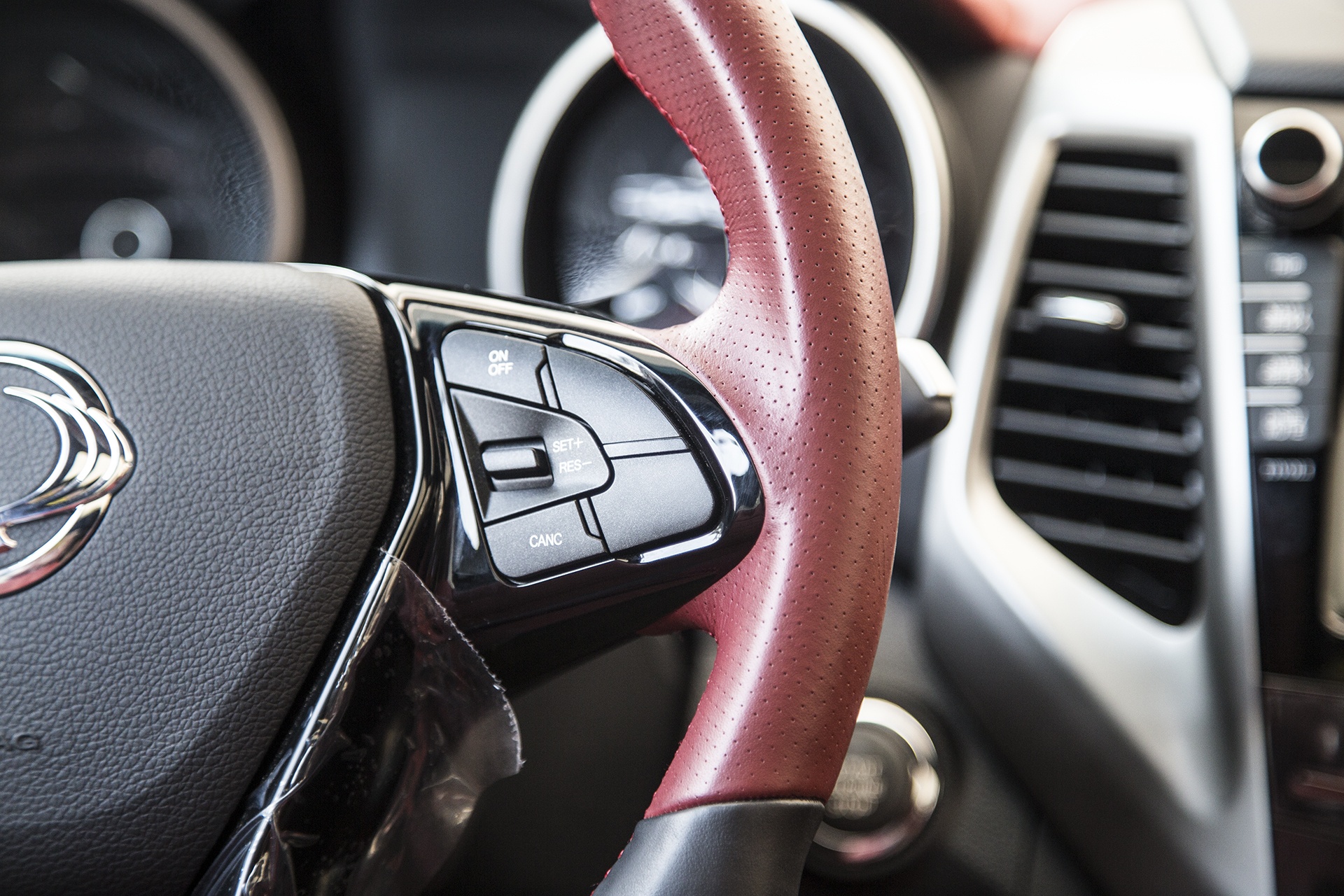 gia Ssangyong Tivoli tai Viet Nam anh 12