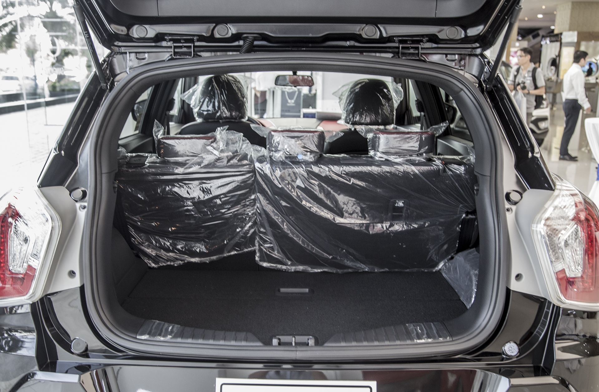 gia Ssangyong Tivoli tai Viet Nam anh 13