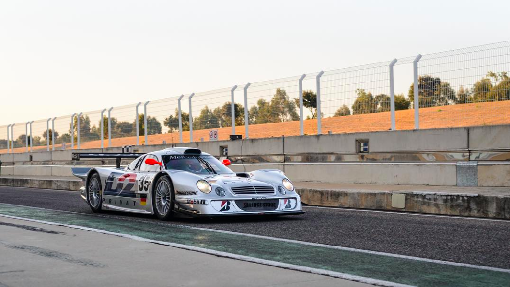 chu so huu Rolls-Royce Sweptail anh 5