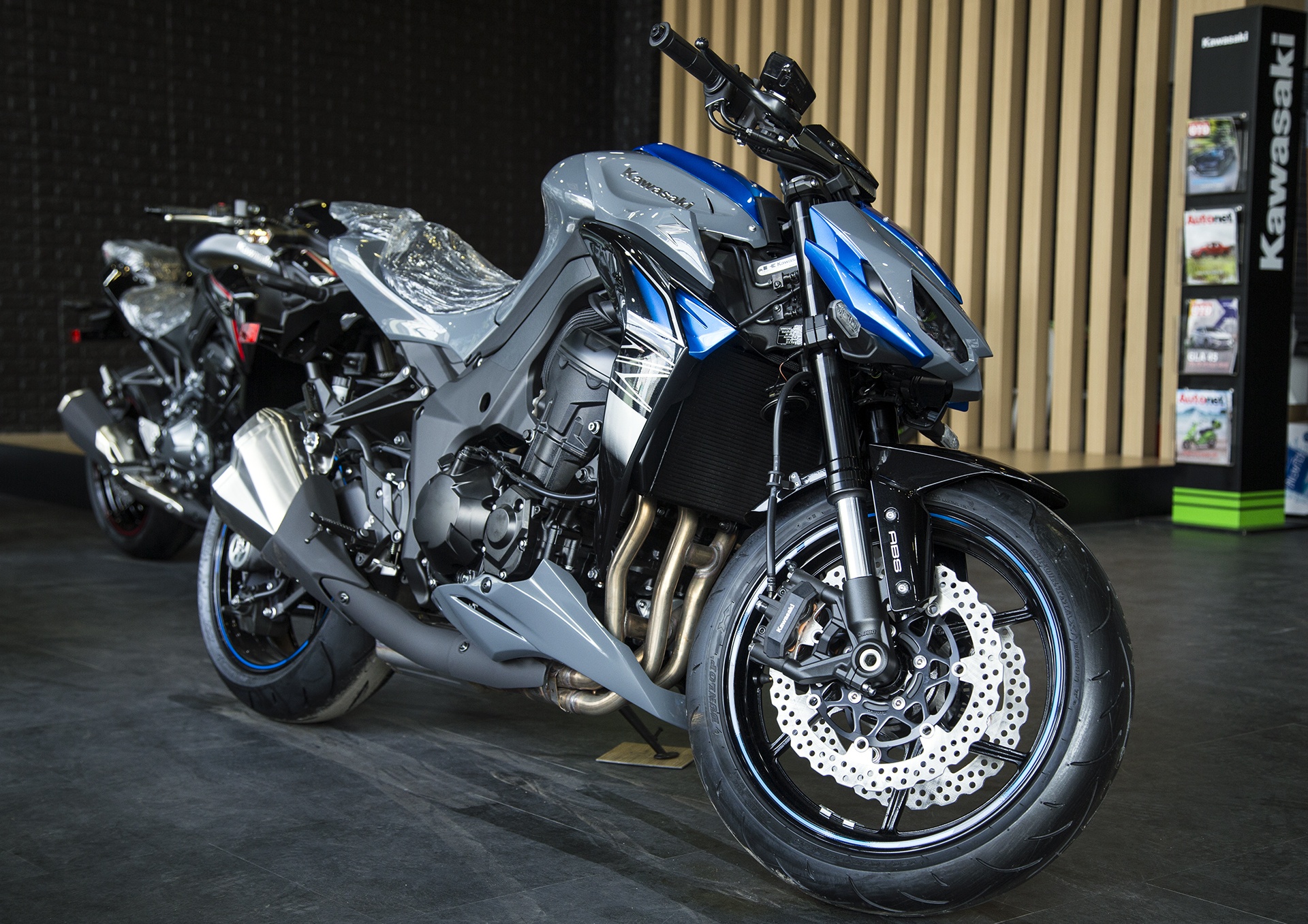 Loat moto Kawasaki phien ban 2018 ve Viet Nam hinh anh