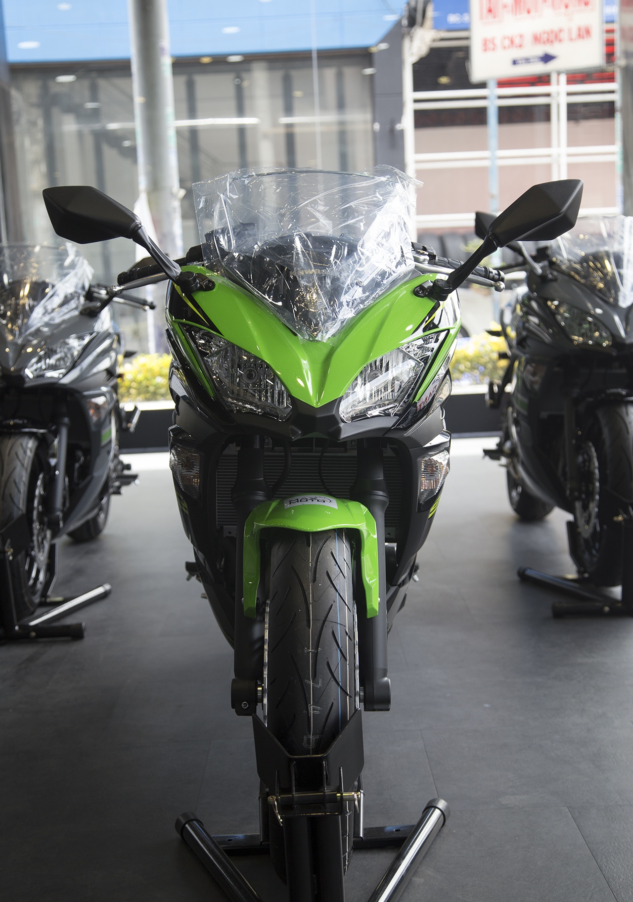 gia Kawasaki Ninja 650 tai Viet Nam anh 3