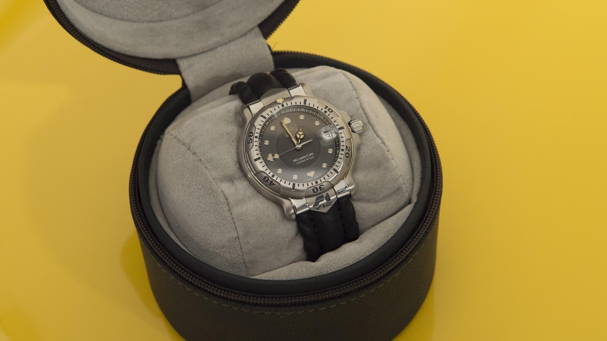 McLaren F1 moi duoc rao ban anh 8