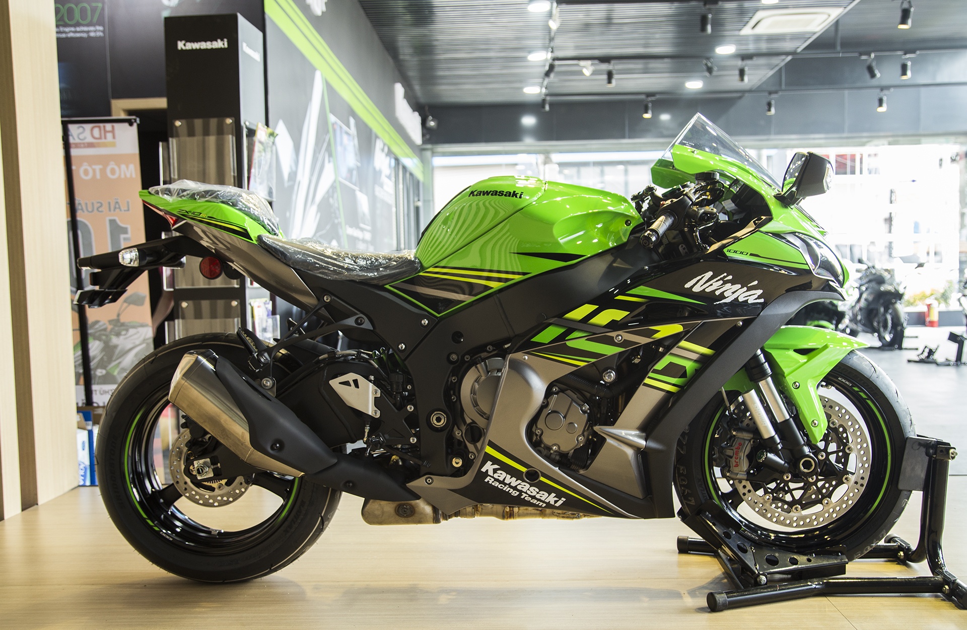 gia Kawasaki ZX-10R 2018 anh 12