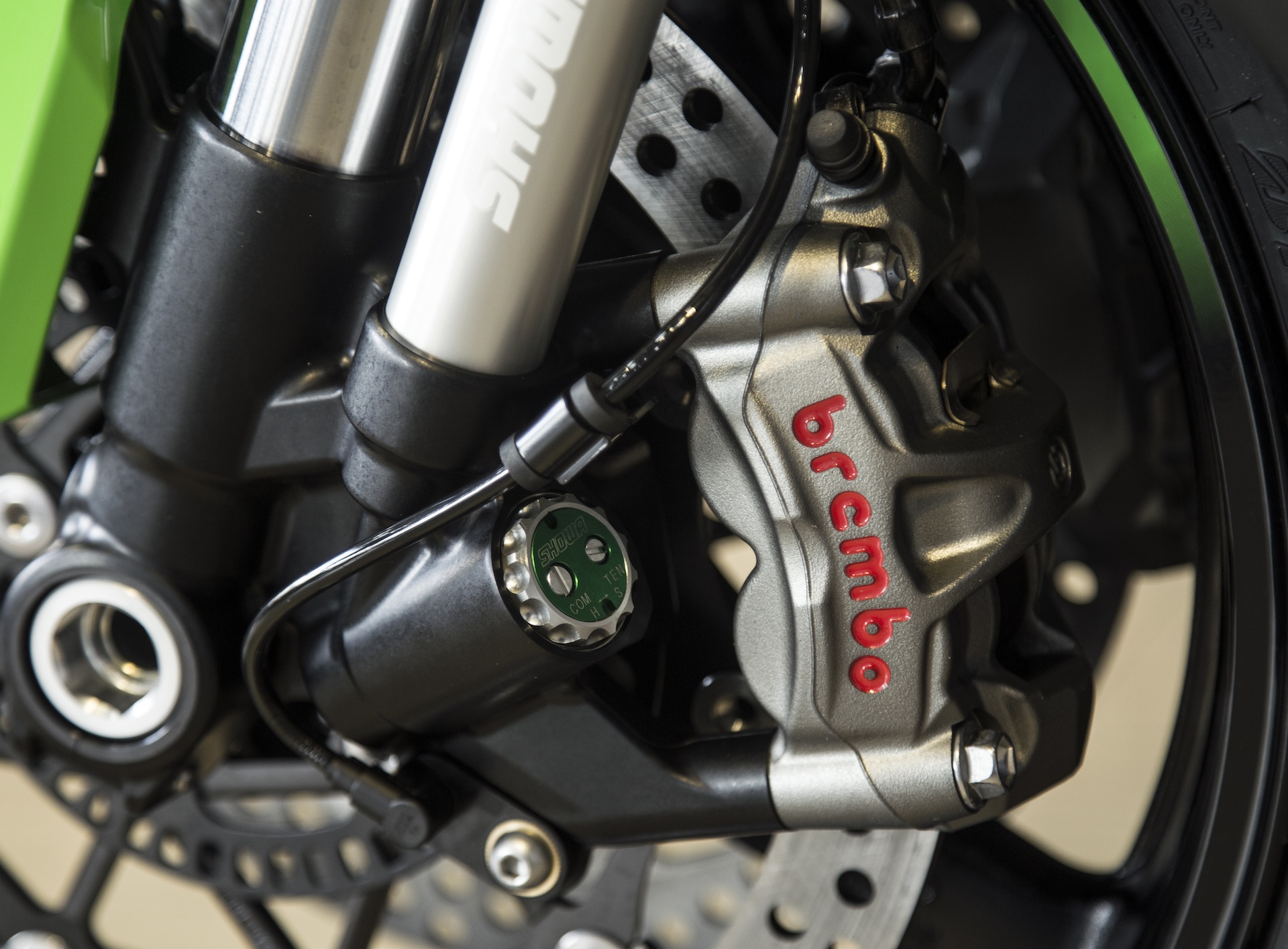 gia Kawasaki ZX-10R 2018 anh 8