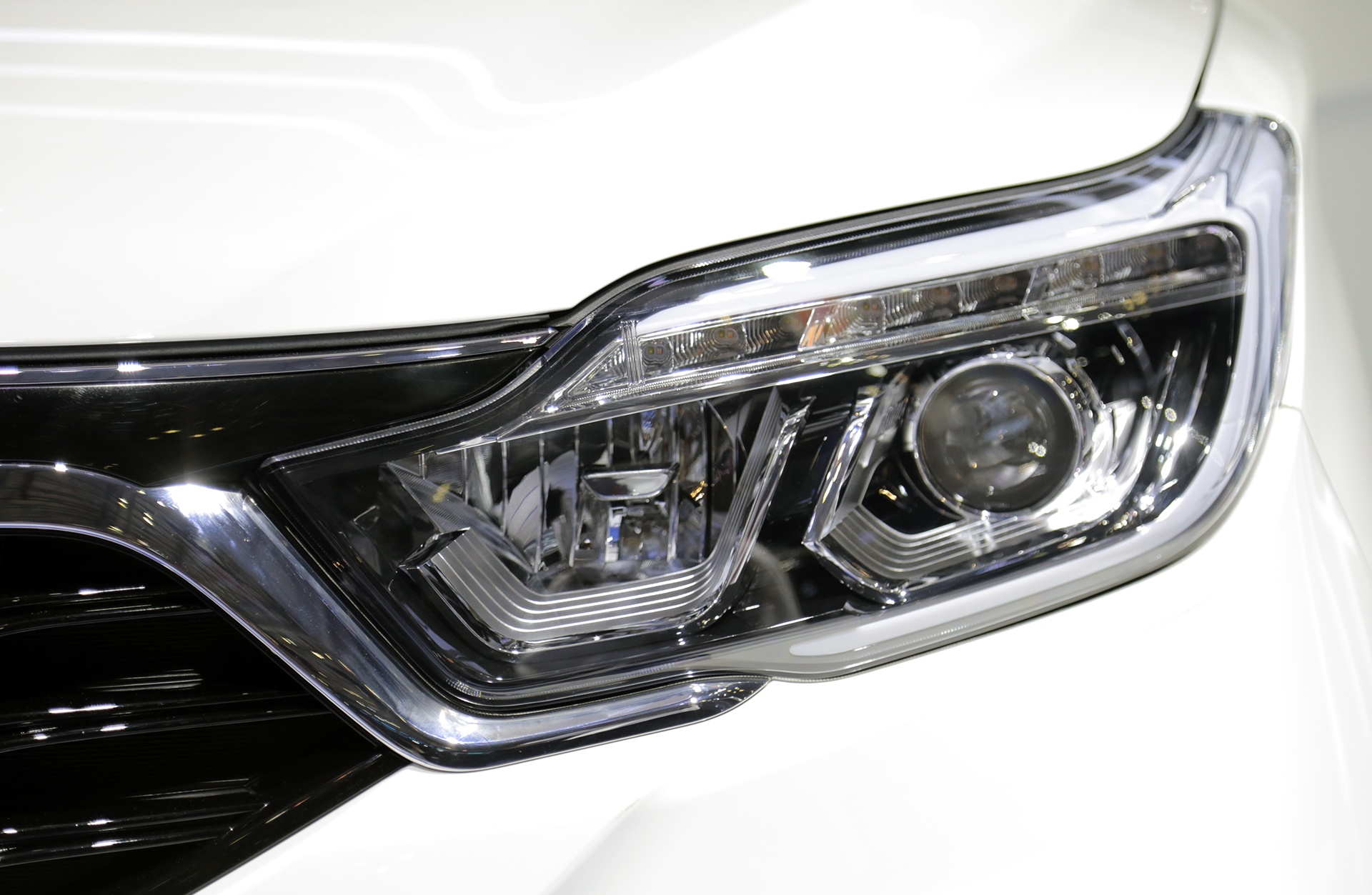 Ssangyong G4 Rexton ban tai Viet Nam anh 13